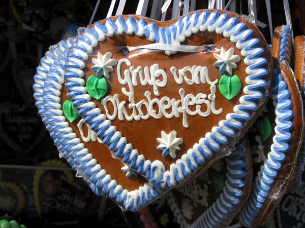 Das Team von Diabetiker.Info wünscht allen „Zuckersüßen“ eine schöne Zeit auf der Münchner Wiesn! © Michaela Schöllhorn / pixelio.de 