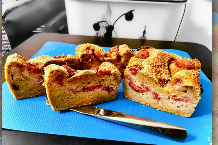 Erdbeerkuchen Kokos Vanille ohne Getreidemehl und Zucker