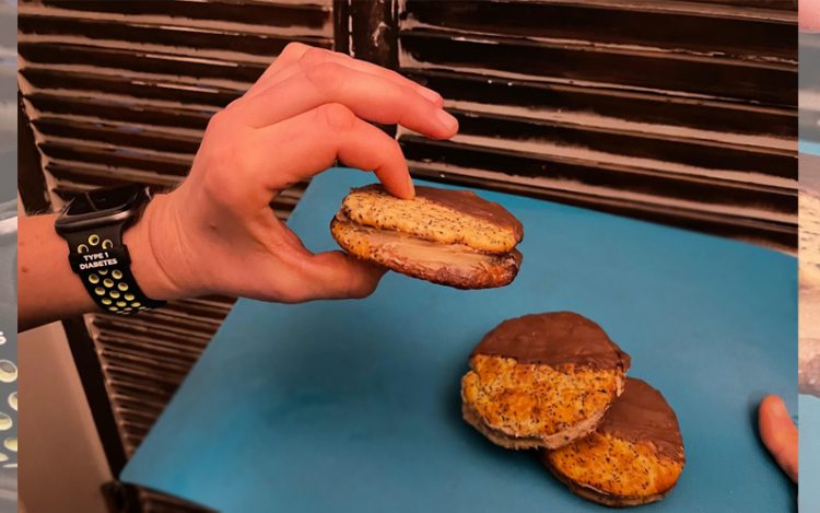 Low-Carb Mohn-Marzipan-Kekse mit Schoko-Überzug